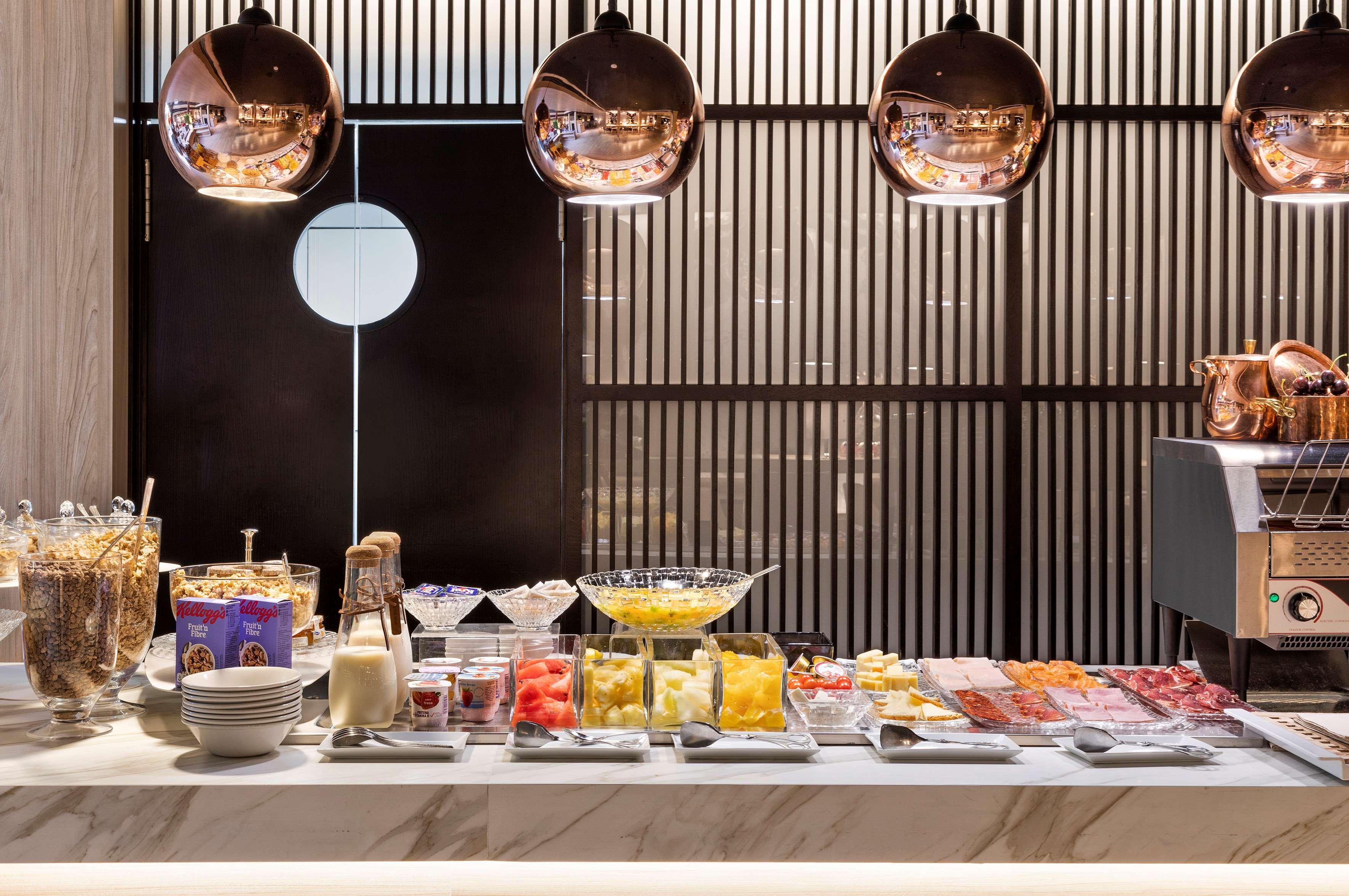 Melia Castilla Madrid Eksteriør billede